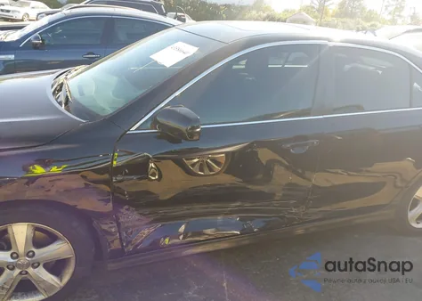 2011 Toyota Camry Se z USA, uszkodzony, nr VIN 4T1BF3EK5BU222110